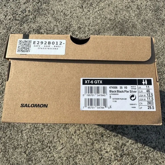 Salomon XT-6 GTX in Black and Silver - Picture 3 of 6